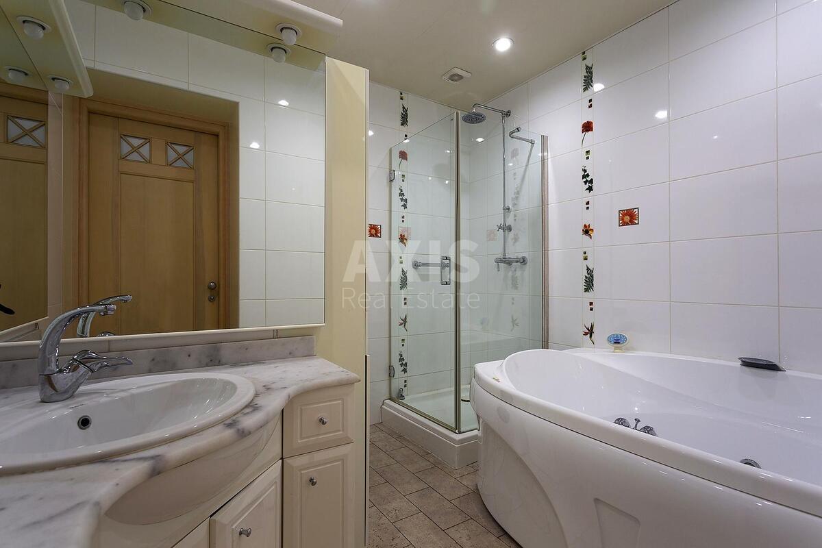 4k apartment vul. Orlyka Pylypa 106177313