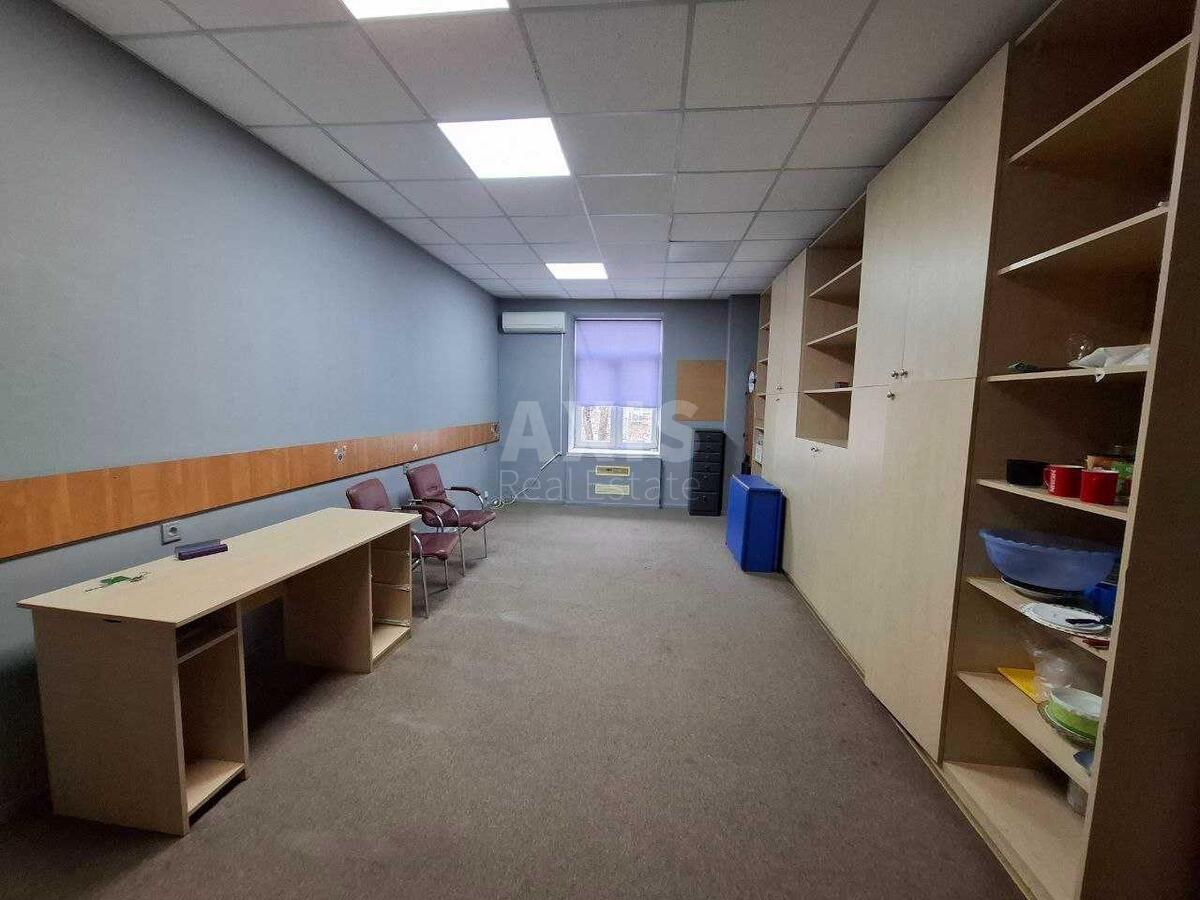 Office vul. Kostjantynivs'ka 22/17, 92m23