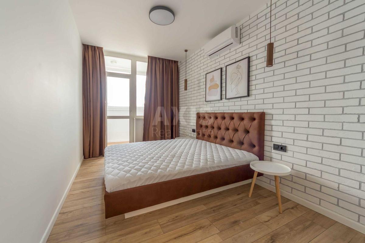 2k apartment vul. Dragomanova 2Б1
