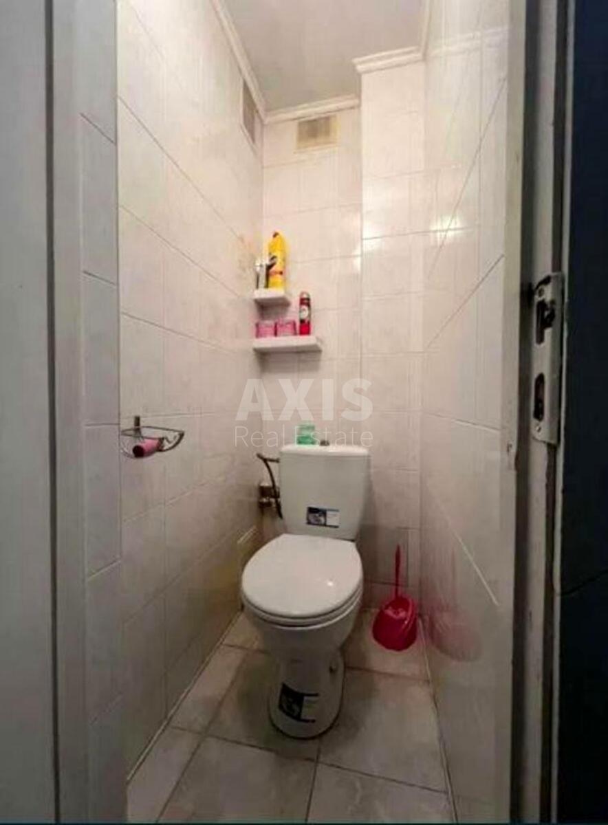 1k apartment nab. Rusanivs'ka 8622676