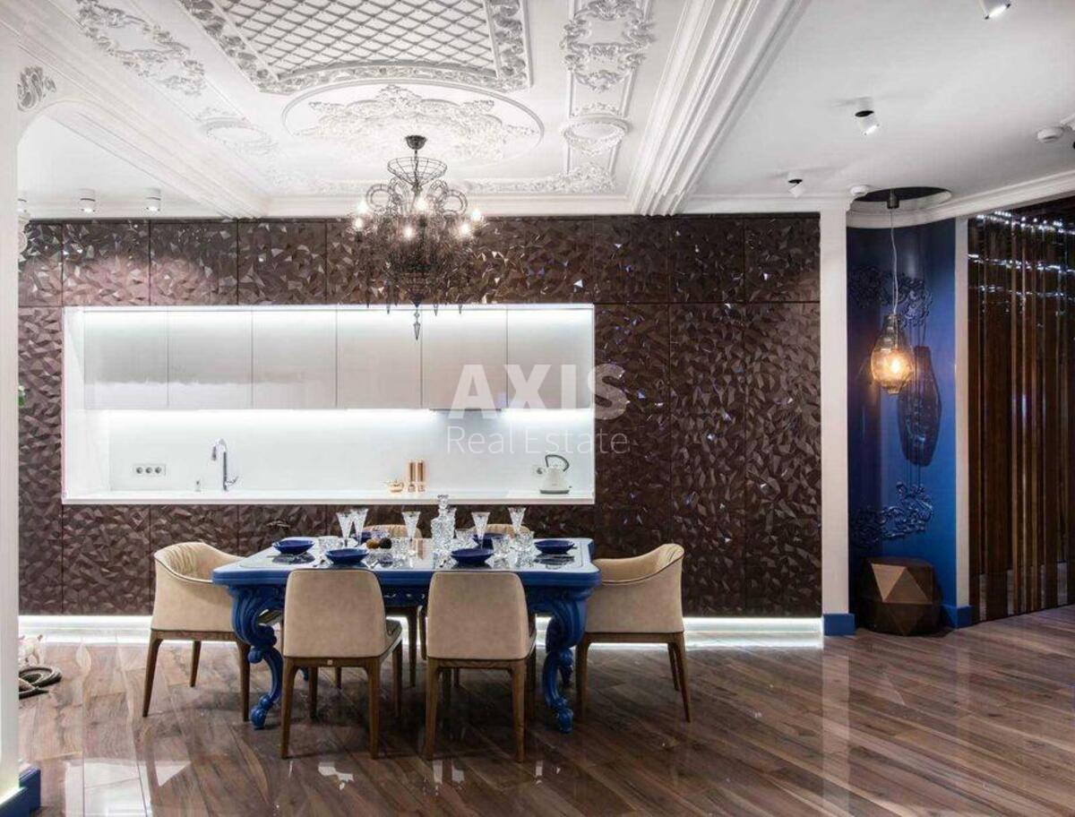 3k apartment vul. Jevgena Konoval'cja 32А