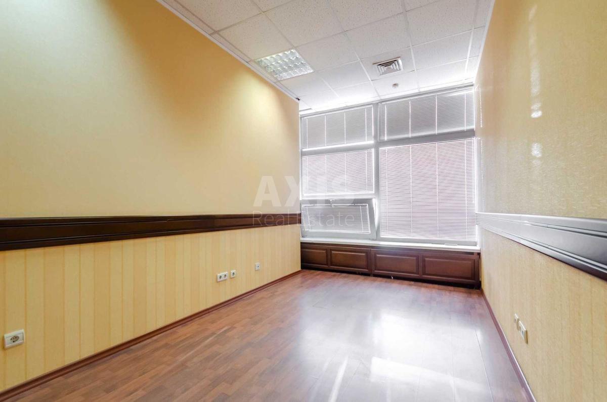 Office vul. Kutuzova 18/7, 40m2