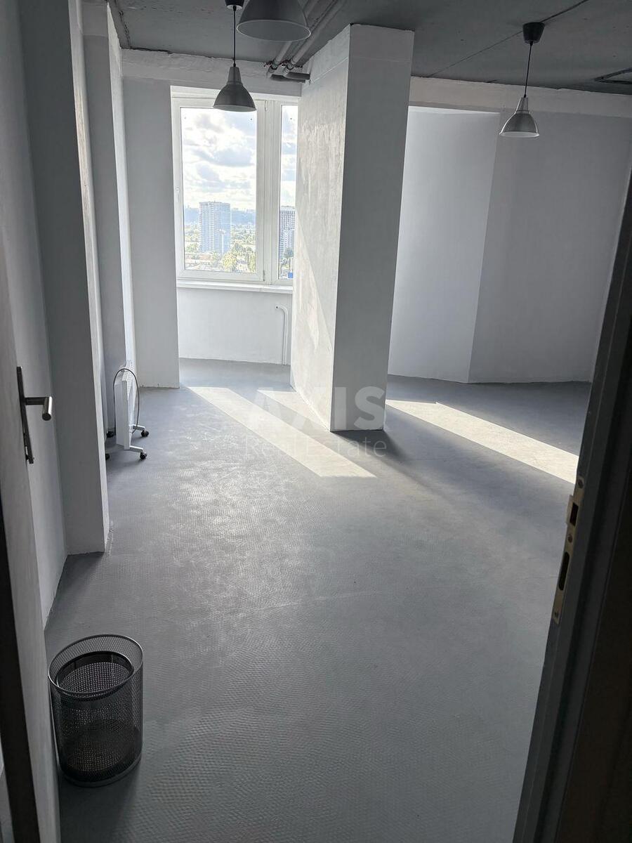 Office vul. Zdolbunivs'ka 3Г, 172m2630358