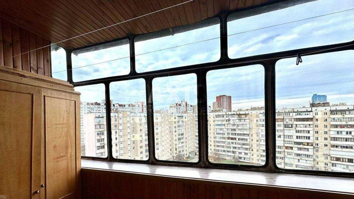 3k apartment vul. Trostjanec'ka 36