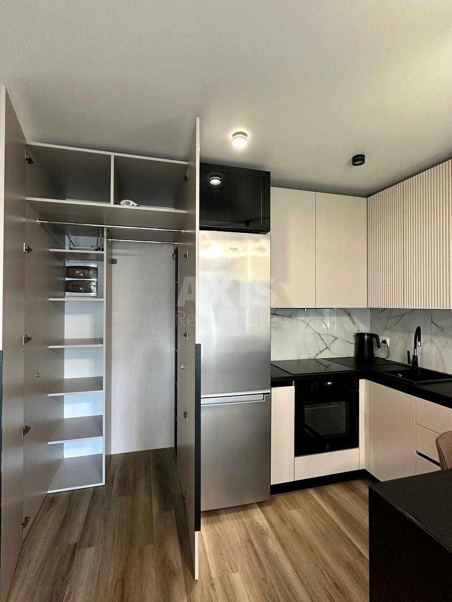 1k apartment vul. Oleksandra Olesja 8/17632725