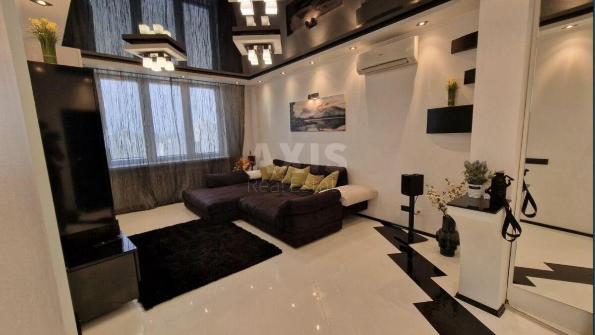 1k apartment vul. Oleny Pchilky 28