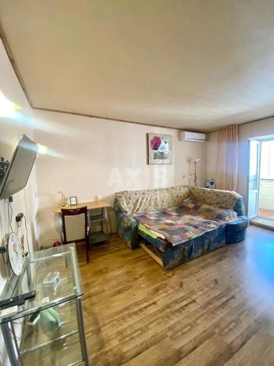 1k apartment pr-t Bazhana Mykoly 260