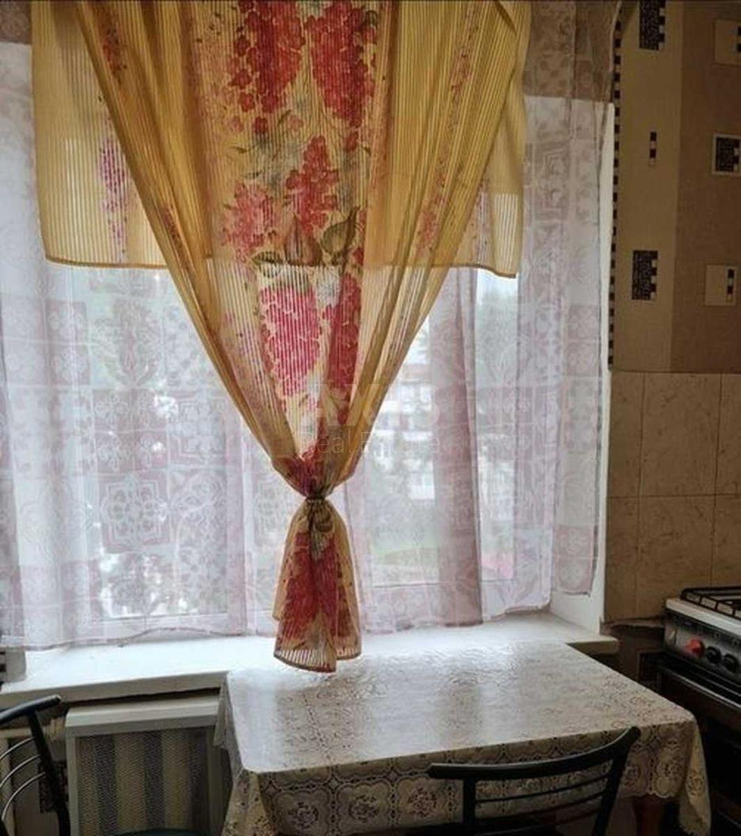 1k apartment vul. Syn'oozerna 6А1