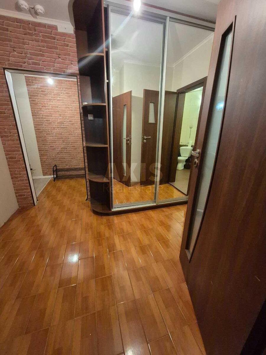3k apartment vul. Myloslavs'ka 4597751