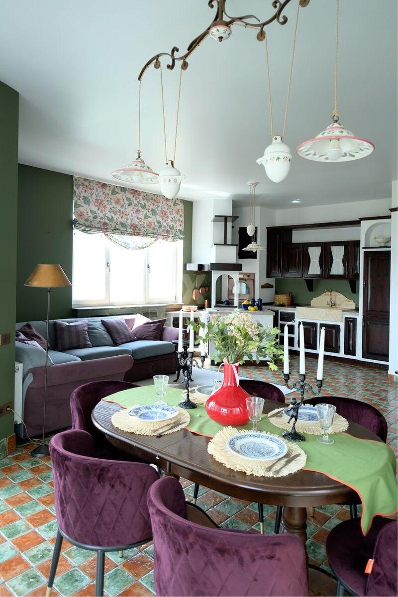 4k apartment vul. Zvirynec'ka 5913