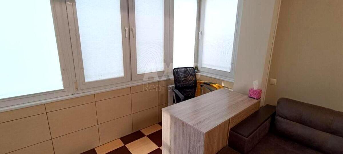 2k apartment pr-t Berestejskij 25614785