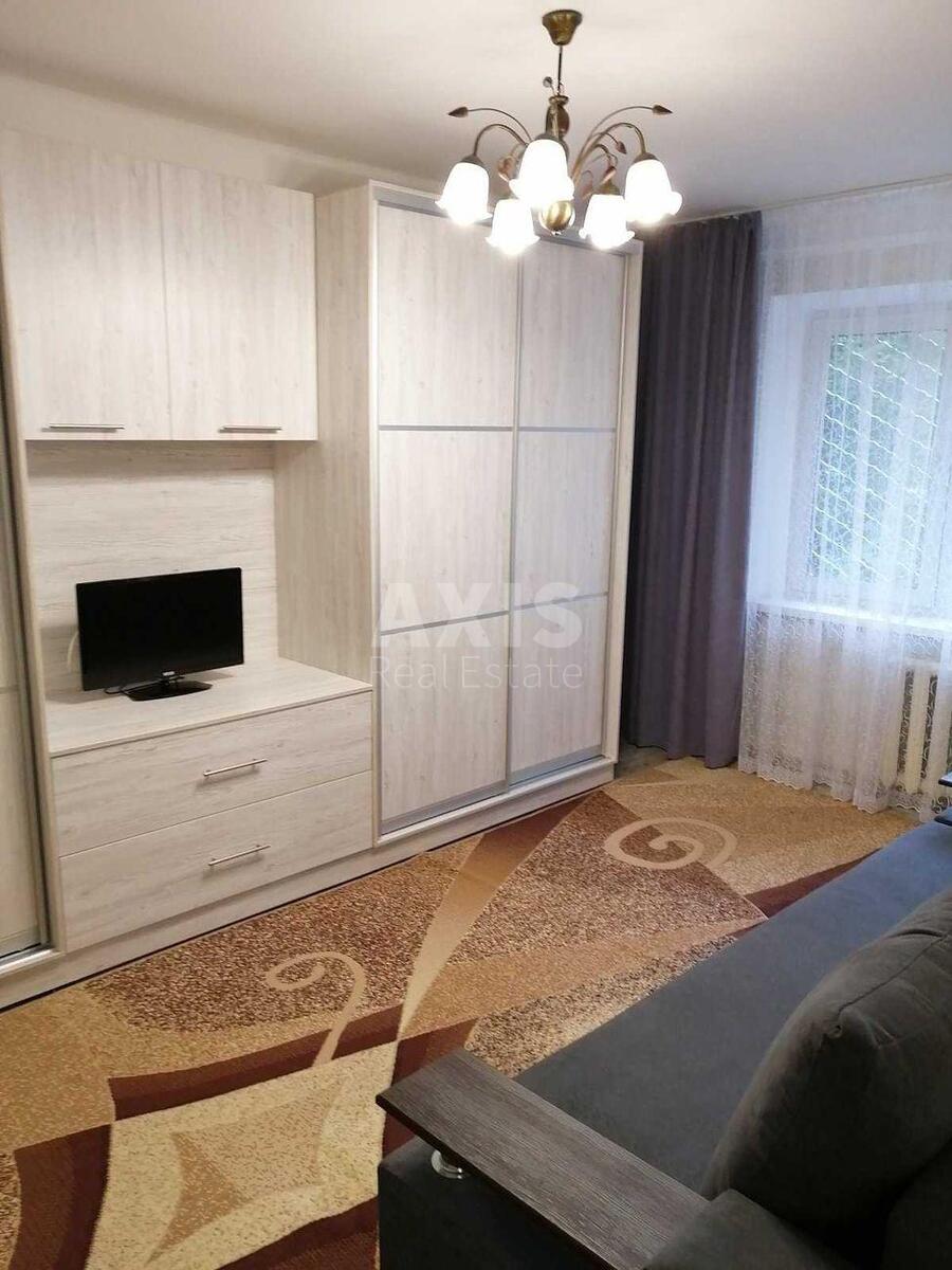 1к квартира пр-т Героев Сталинграда 11А3