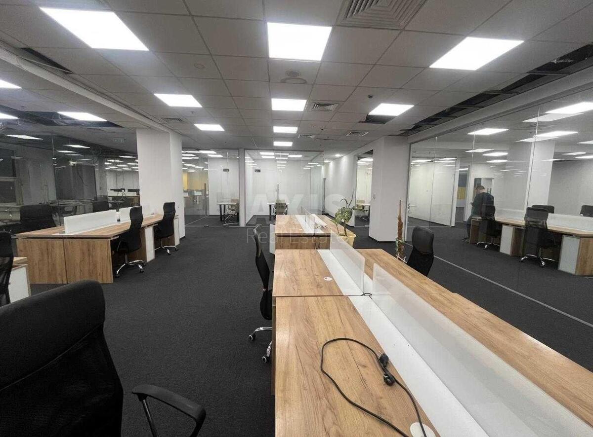 Office vul. Malevycha Kazymyra 86, 370m2
