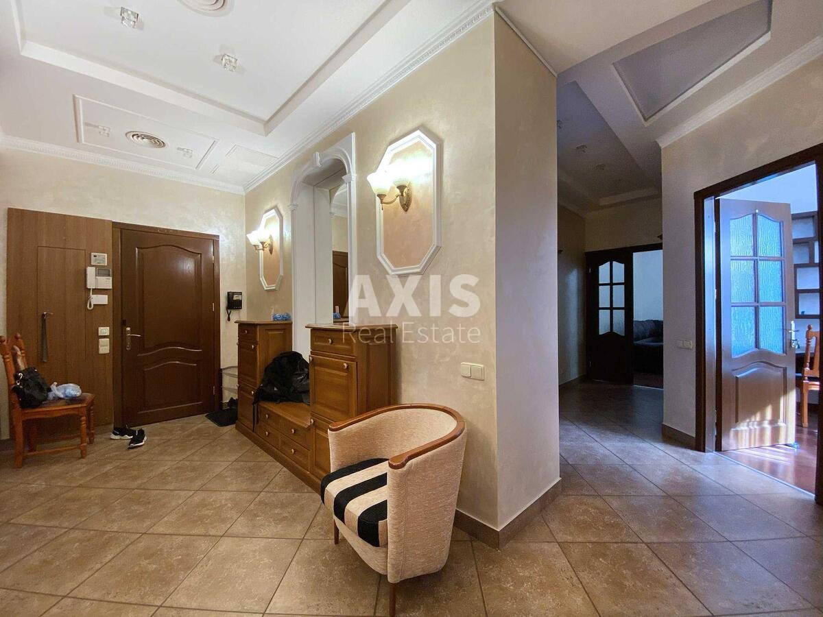 4k apartment vul. Jaroslaviv Val 14Г563851
