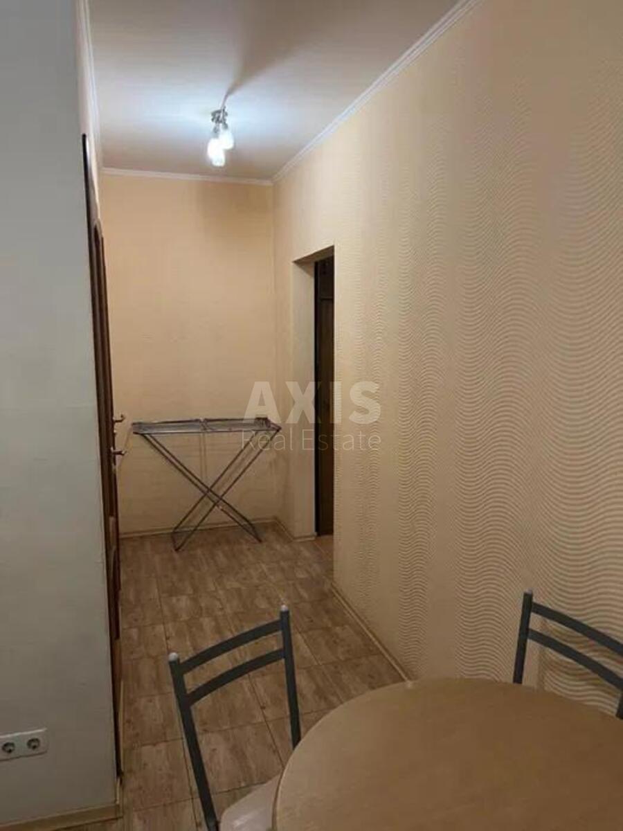 2k apartment vul. Ahmatovoi' Anny 19564051