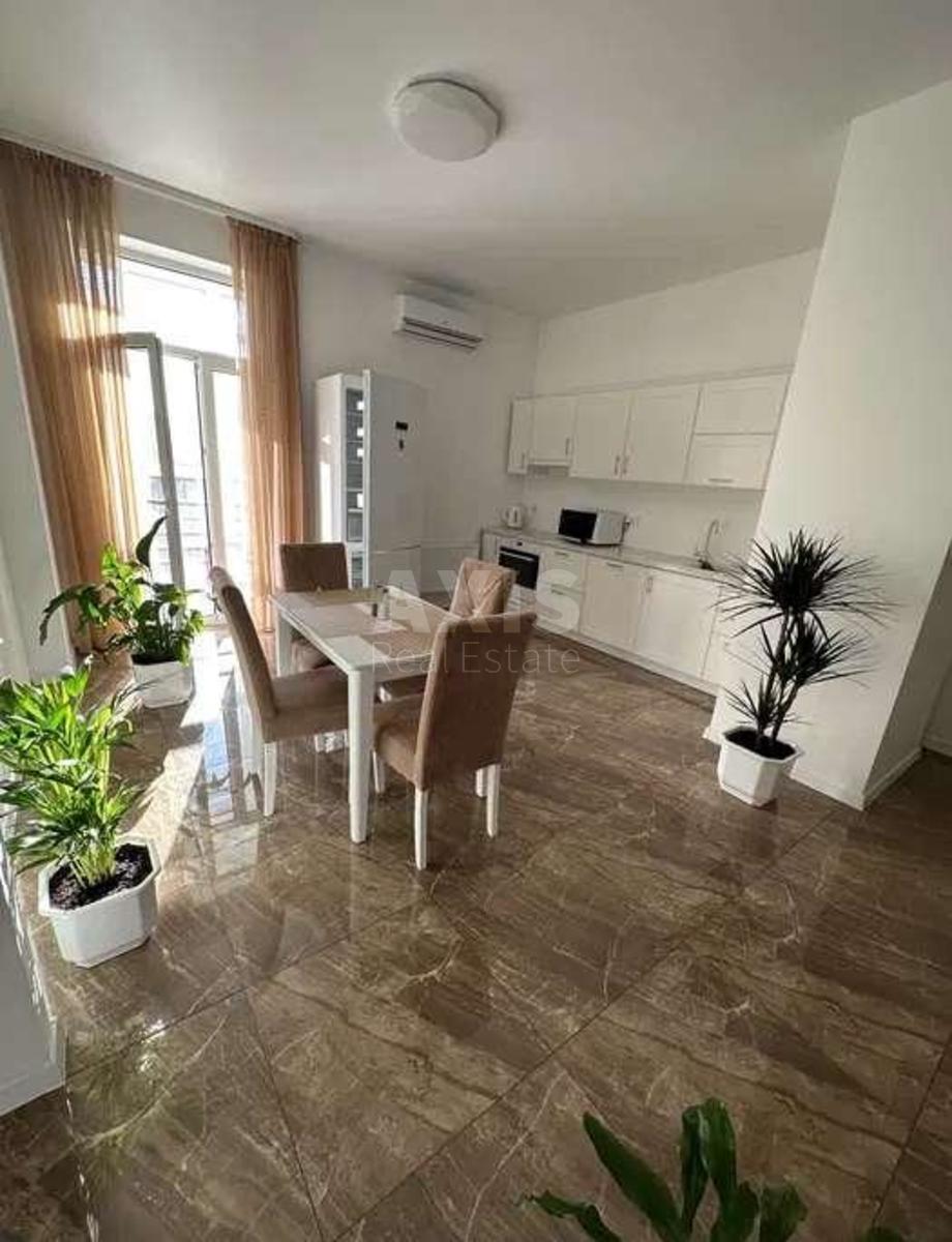 2k apartment vul. Barbjusa Anri 52/1