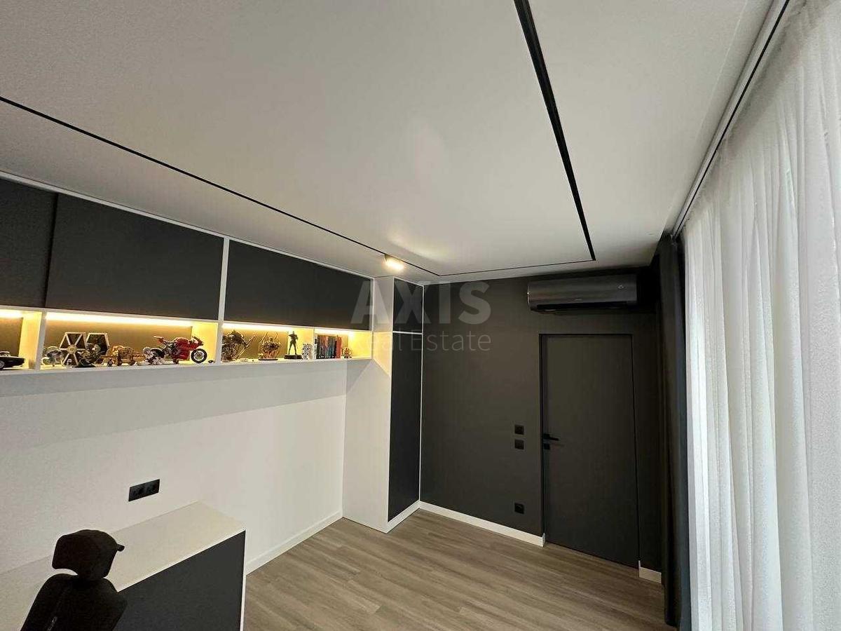 2k apartment nab. Dniprovs'ka 1810