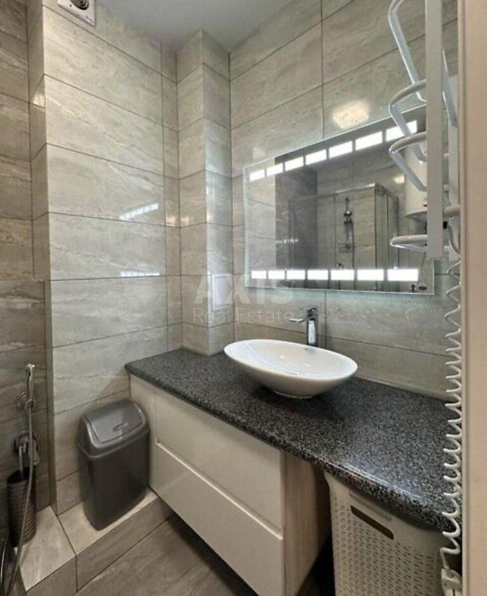 2k apartment vul. Myhajla Maksymovycha 28Д6