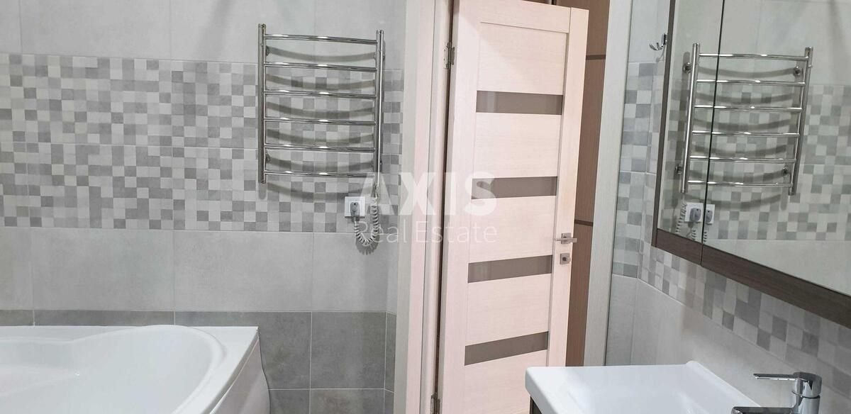 2k apartment bul. Darnyc'kyj 8Б5824910