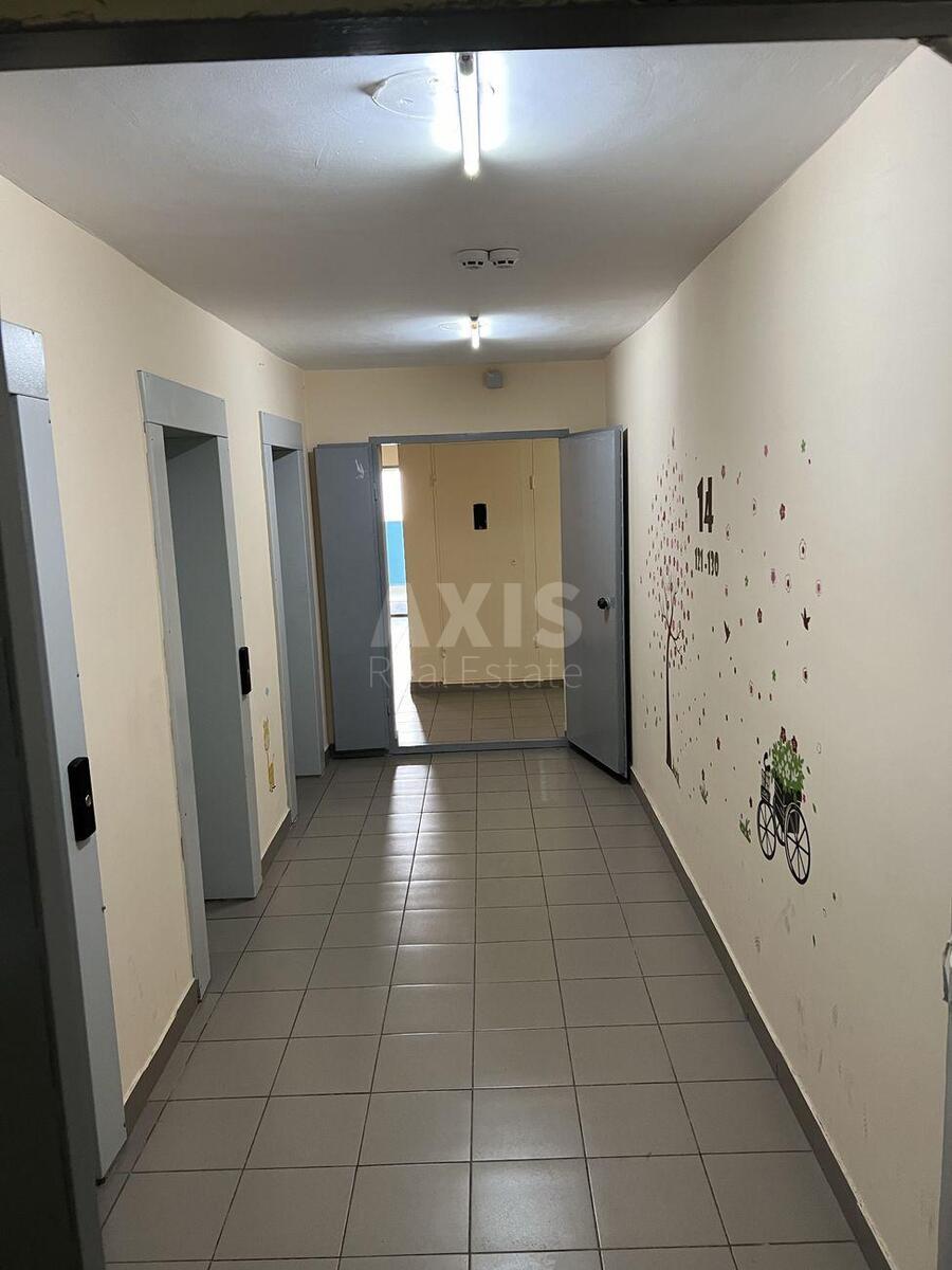 1k apartment vul. Urlivs'ka 23Б7