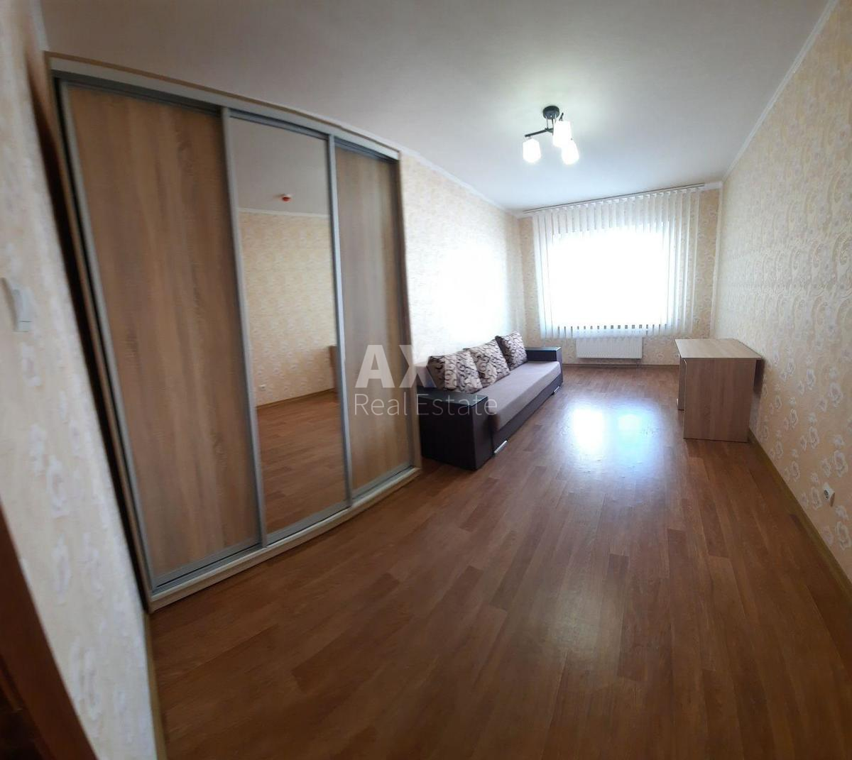1k apartment nab. Dniprovs'ka 17В