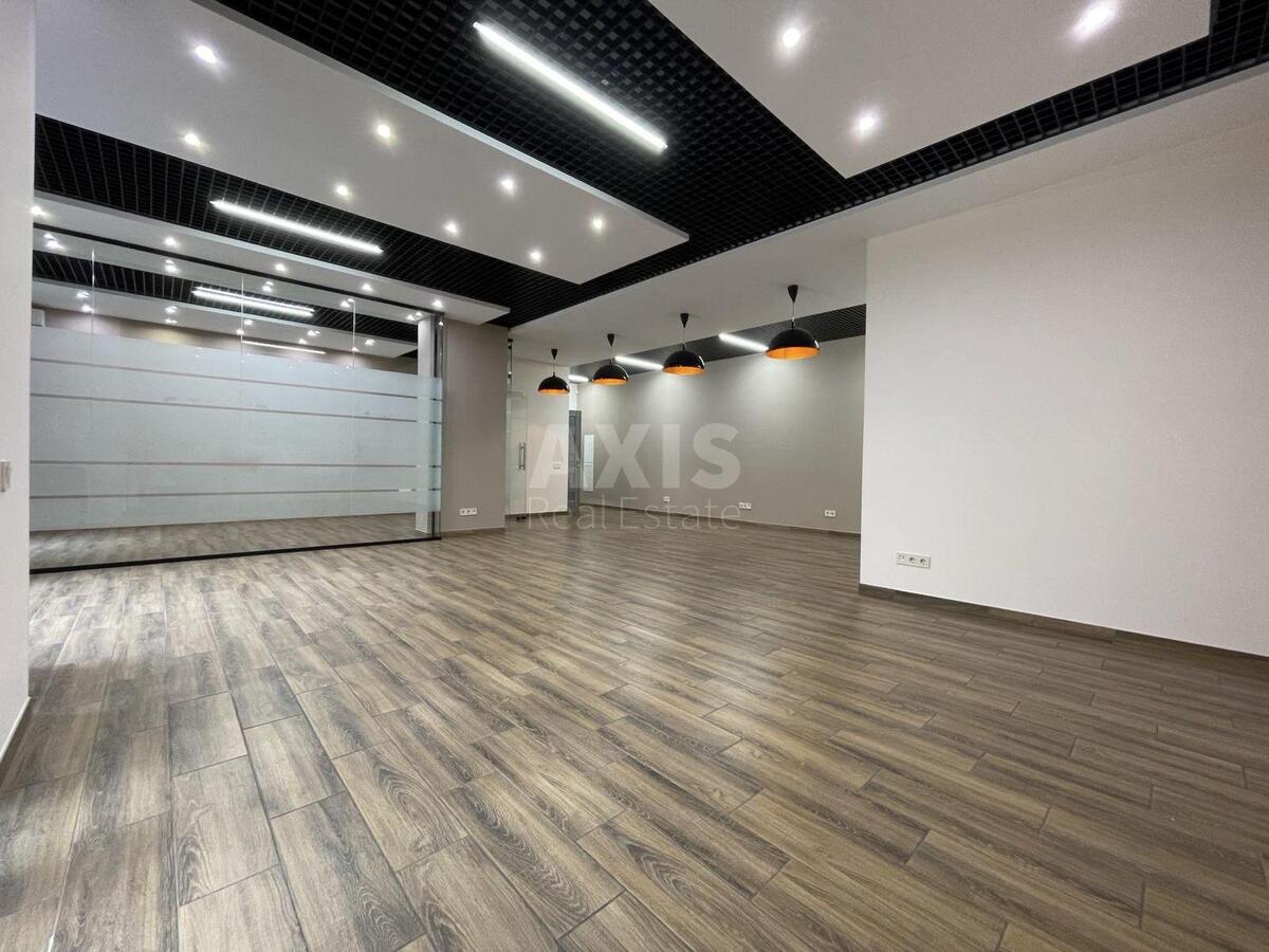Office vul. Jevgena Konoval'cja 36Е, 120m2576880