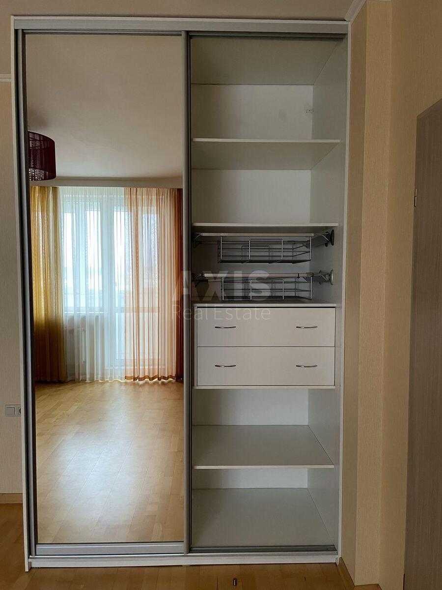 1k apartment pr-t Volodimira Іvasyuka 47А621176