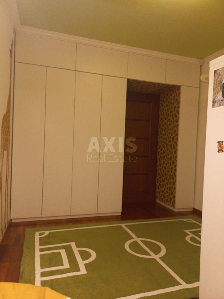 2k apartment vul. Instytuts'ka 184