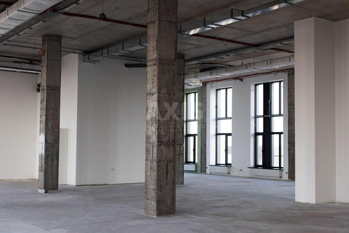 Office vul. Amurs'ka 6, 394m2586852