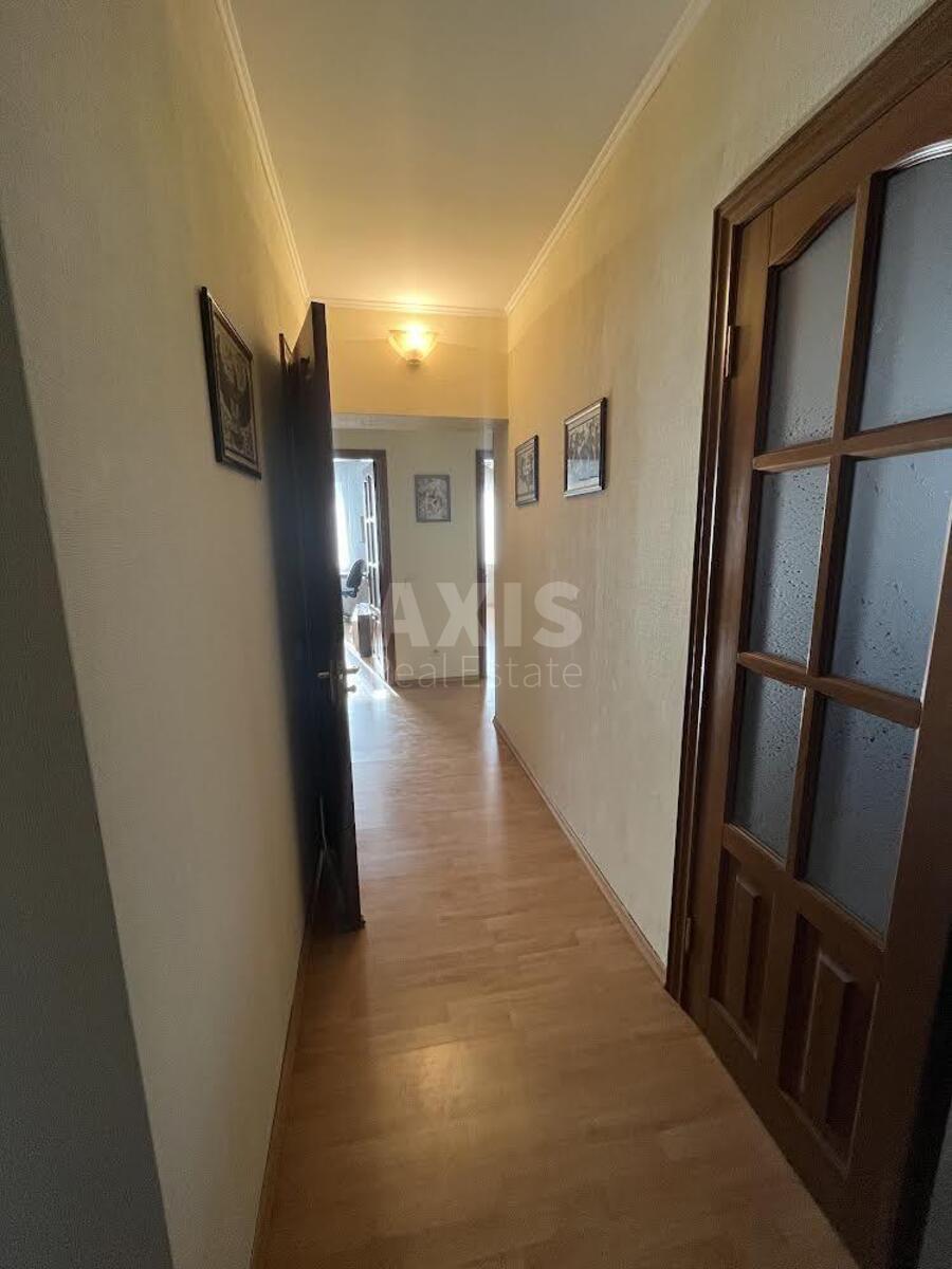 3k apartment vul. Revuc'kogo 511