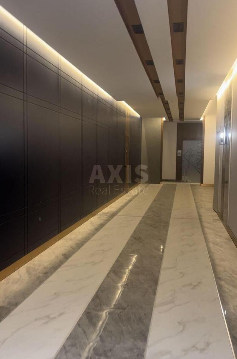 3k apartment vul. Zvirynec'ka 721
