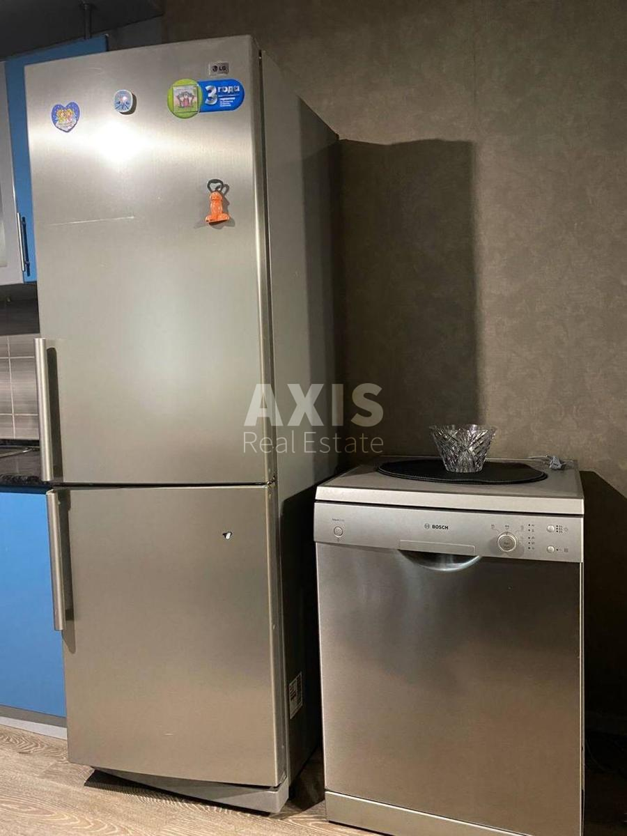 3k apartment vul. Raduns'ka 111