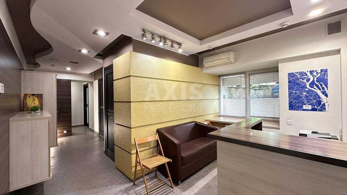 Office uzviz Voznesens'kyj 23А, 110m2