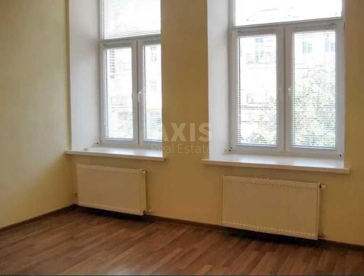Office vul. Velyka Vasyl'kivs'ka 82, 90m21