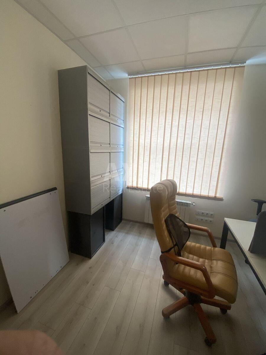 Office vul. Preobrazhens'ka 23, 49m2509075