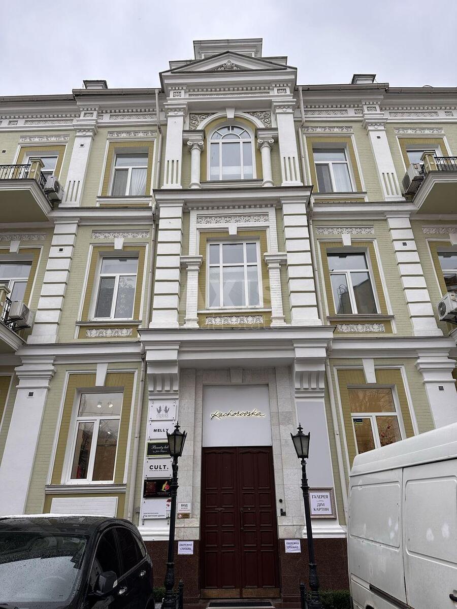 Office vul. Borychiv Tik 35А, 37m25