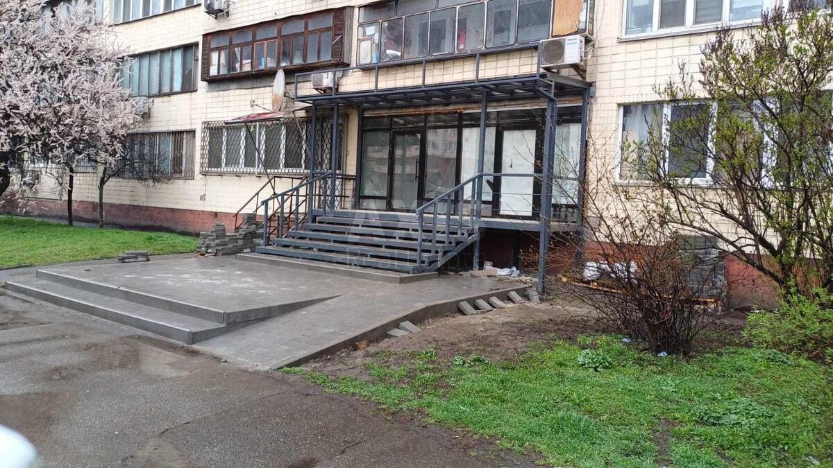 Офіс вул. Деміївська 41, 61м2