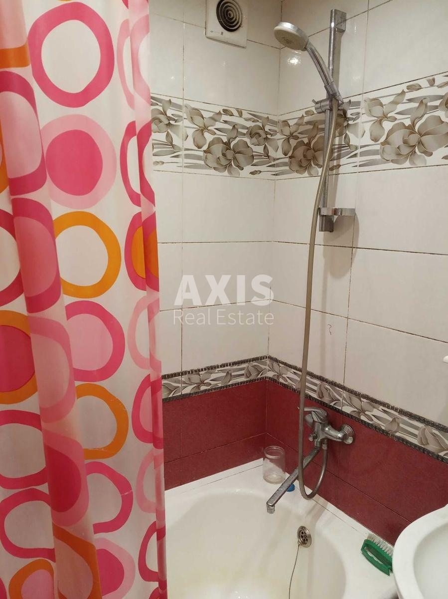 3k apartment vul. Naumova Generala 1383977