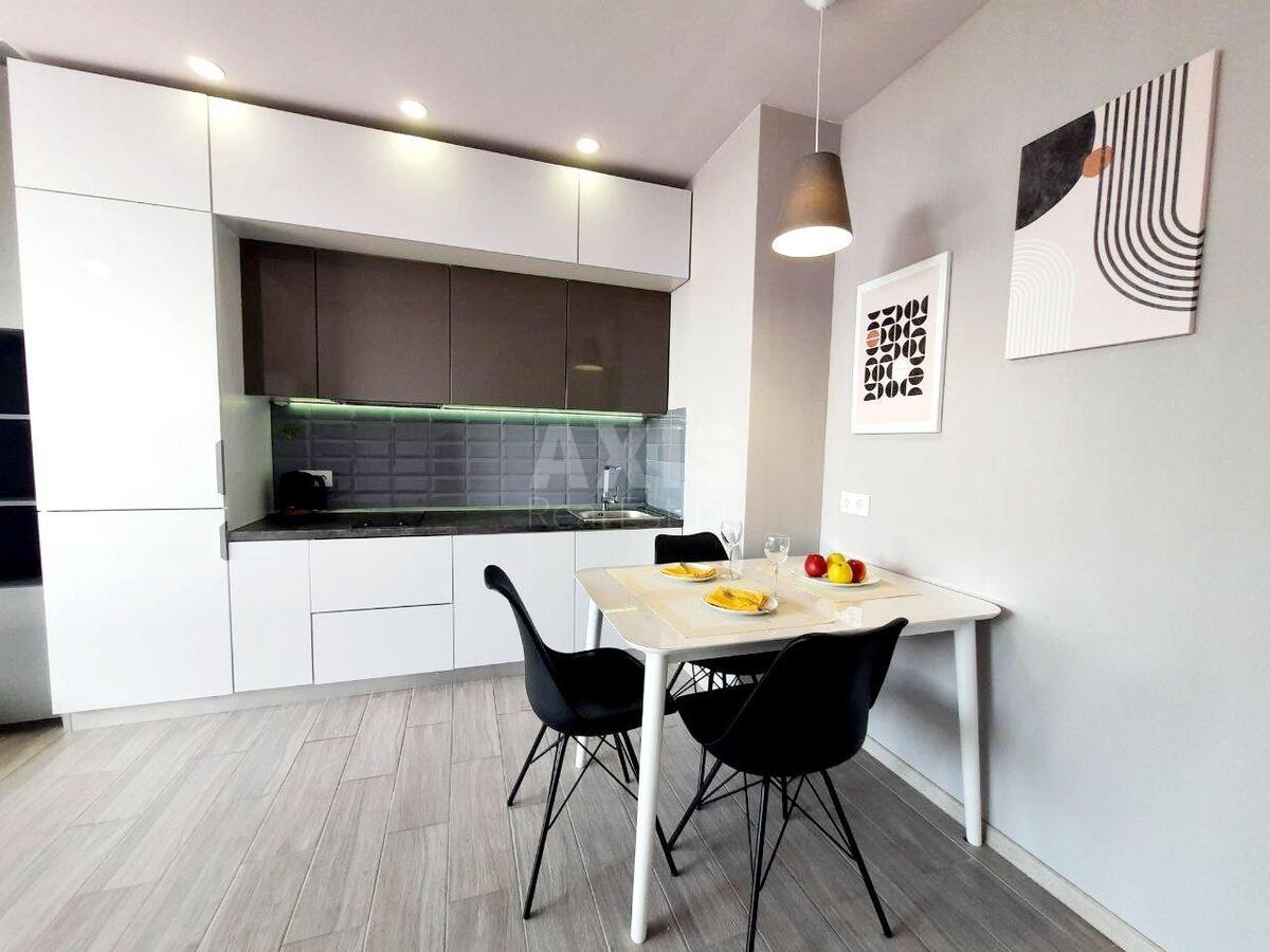 1k apartment pr-t Bazhana Mykoly 17