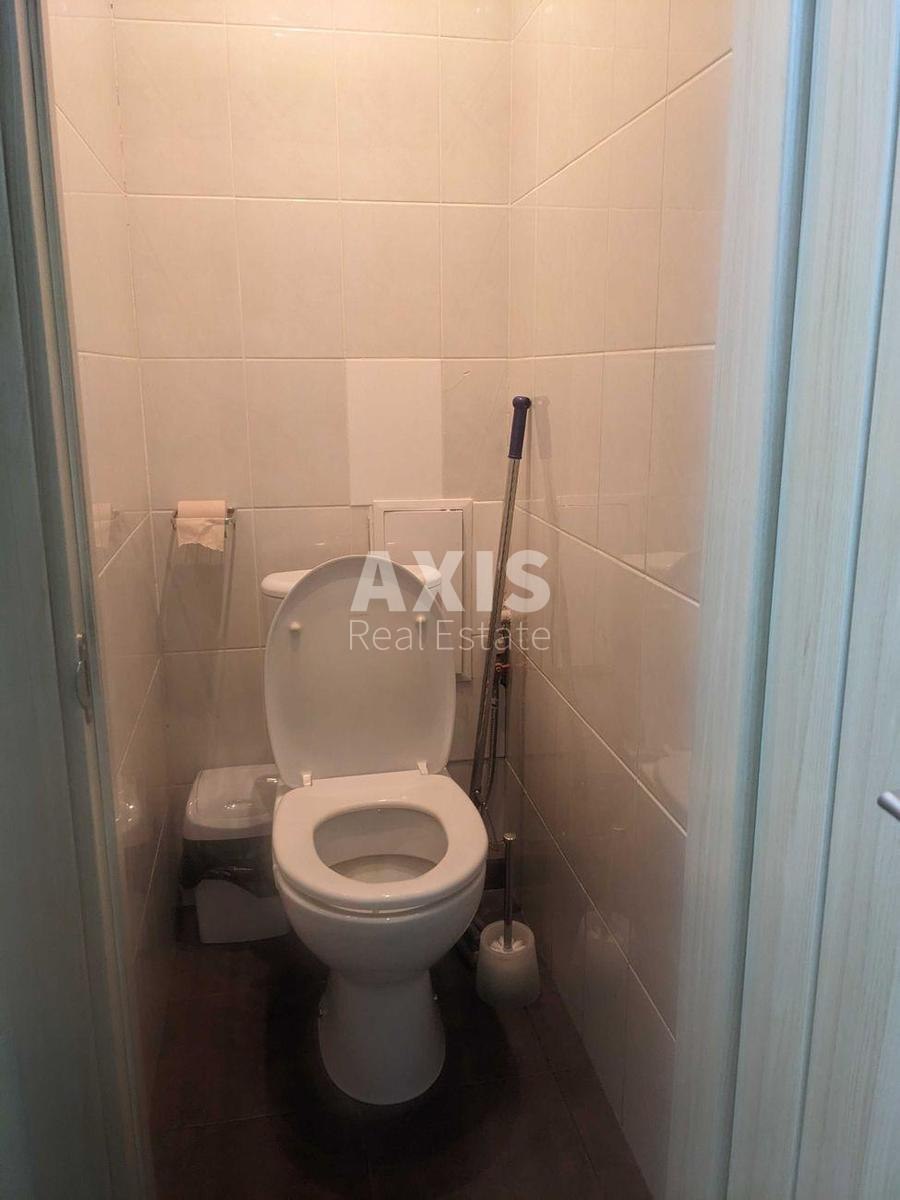 Office vul. Degtjarivs'ka 28, 55m24564811