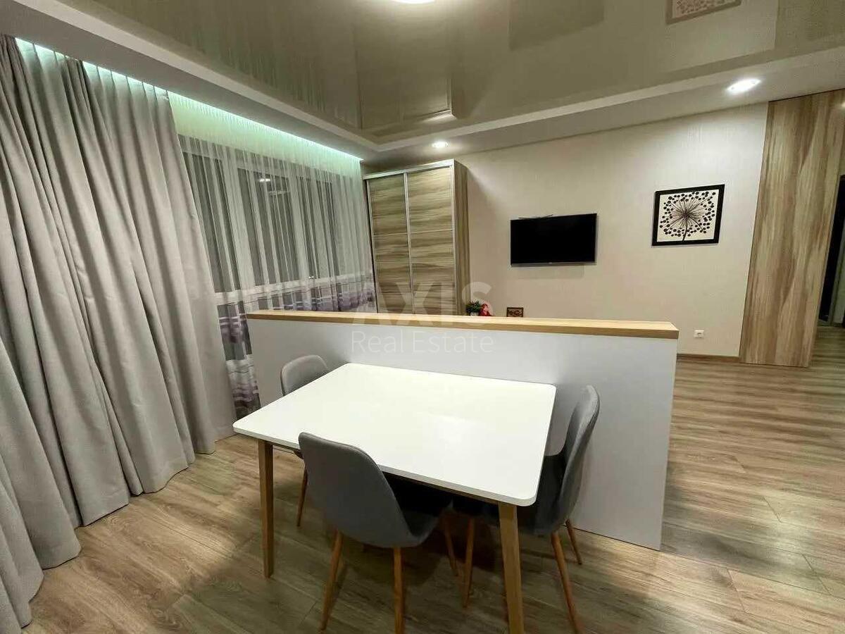 1k apartment vul. Lypkivs'kogo Vasylja Mytropolyta 16Г612480