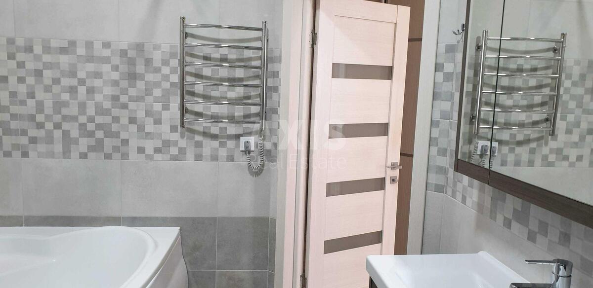 2к квартира бул. Дарницкий 8Б5824910