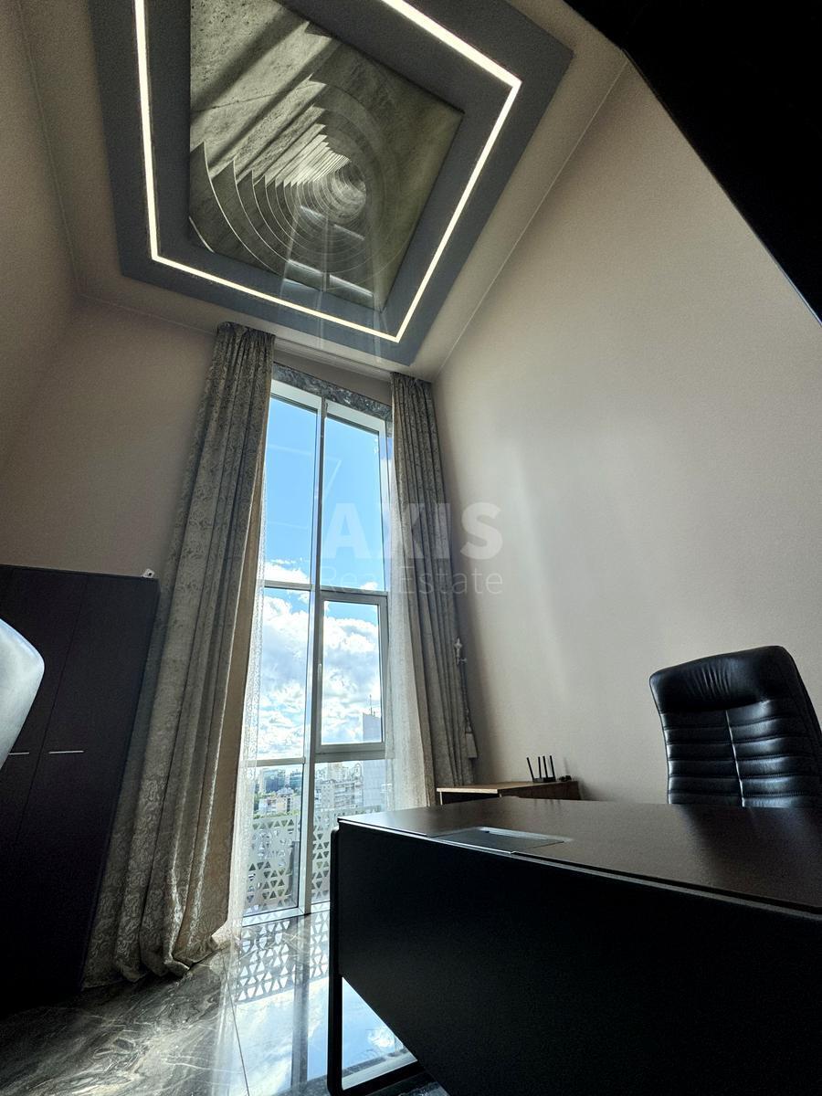 Office vul. Lypkivs'kogo Vasylja Mytropolyta 16В, 248m2618113