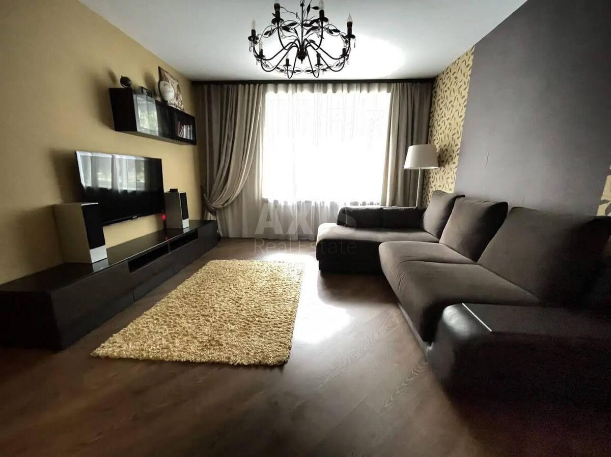 1k apartment vul. Entuziastiv 29/1