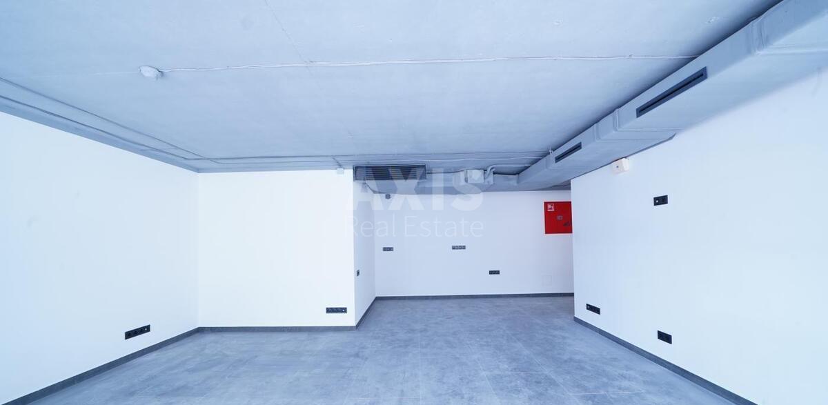 Office vul. Jevgena Konoval'cja 44А, 180m2619215