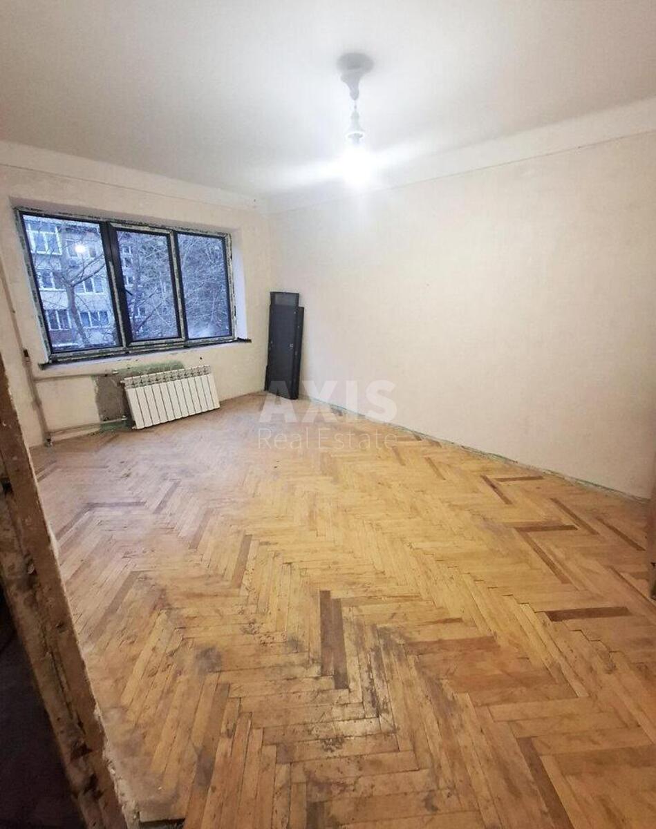 3к квартира ул. Соломенская 19620544