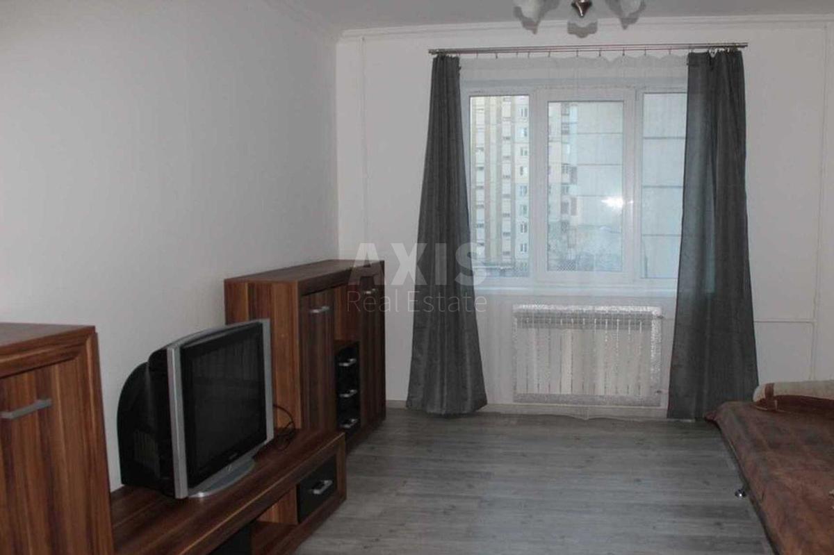 3k apartment vul. Vyshnjakivs'ka 121