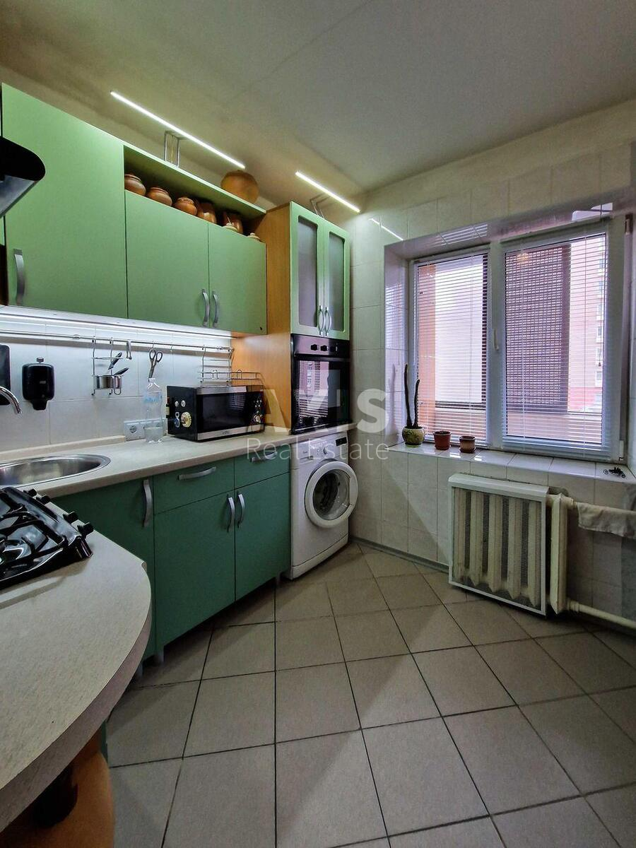 2k apartment vul. Antonovycha 97629250