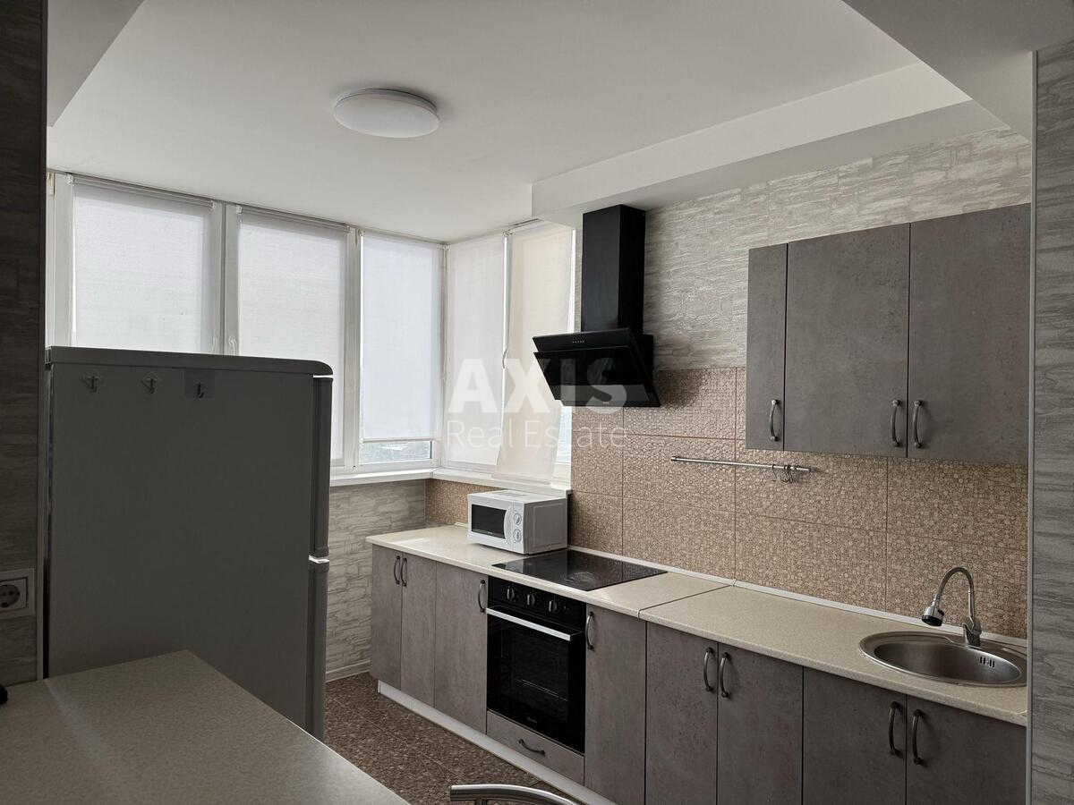 1k apartment pr-t Rokossovs'kogo Marshala 4А