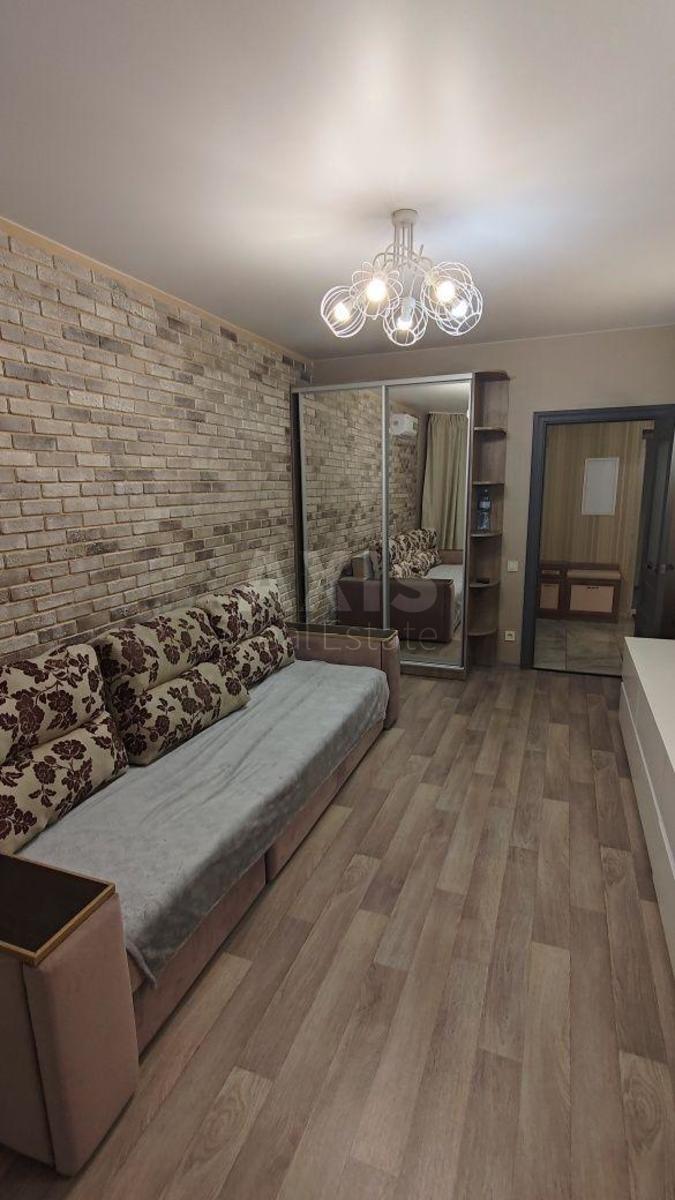 2k apartment vul. Yulia Zdanovska 34Б2